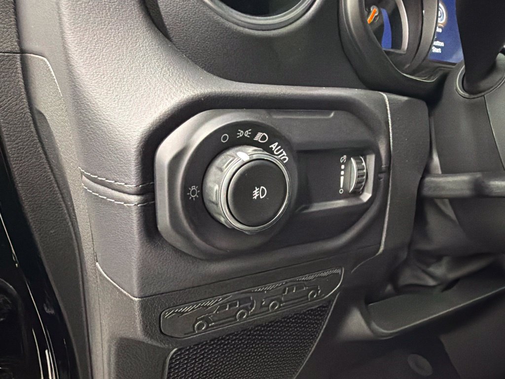 New 2027 Jeep Wrangler Unlimited Sahara AWD/4WD image 16
