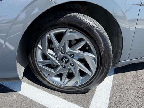 Certified 2024 Hyundai Elantra SEL image 9