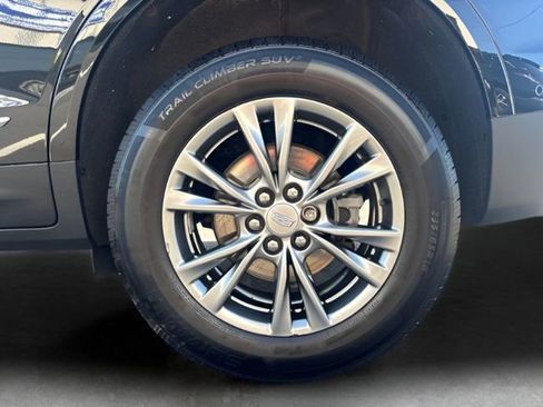Used 2022 Cadillac XT5 Premium Luxury w/ Technology Package AWD/4WD image 40