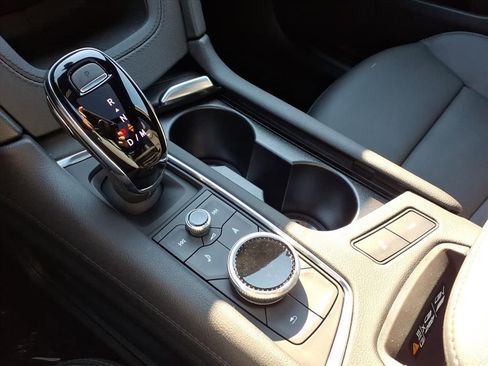 New 2025 Cadillac XT5 Premium Luxury w/ LPO, Floor Liner Package image 22