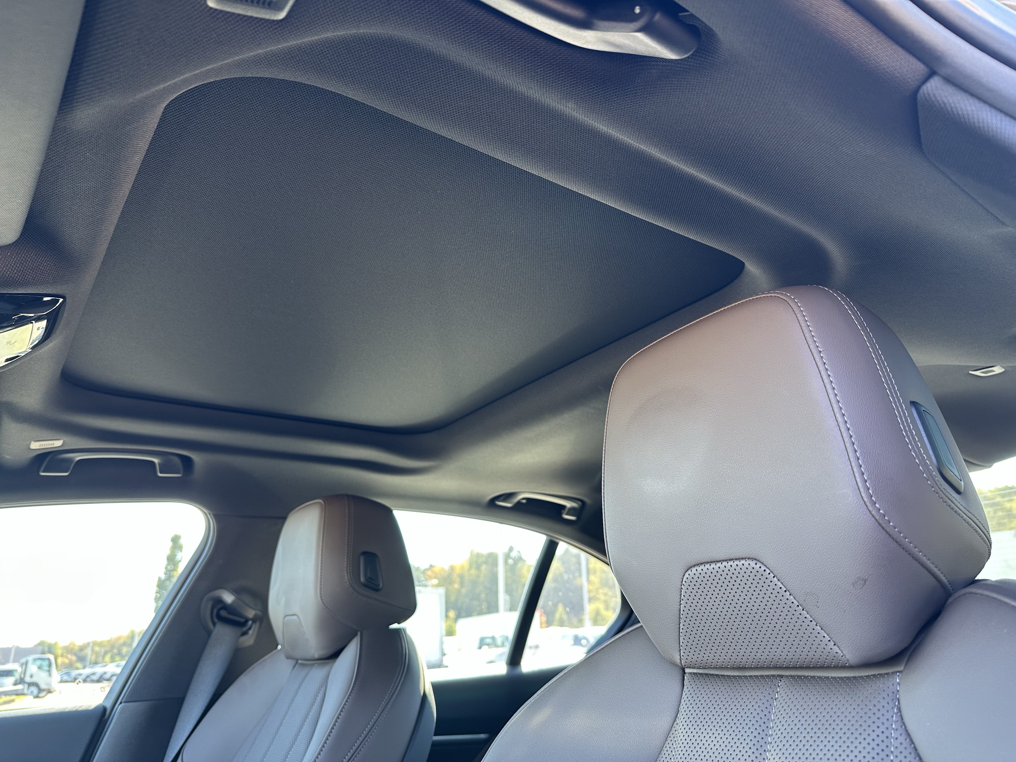 Used 2025 BMW 530i RWD image 18