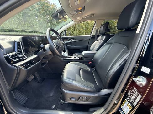 Used 2023 Kia Sportage EX AWD/4WD image 10