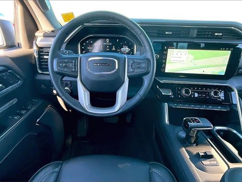 Used 2024 GMC Sierra 1500 Denali w/ Technology Package image 9
