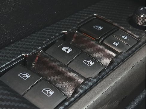 Used 2019 Toyota Tacoma SR5 image 15