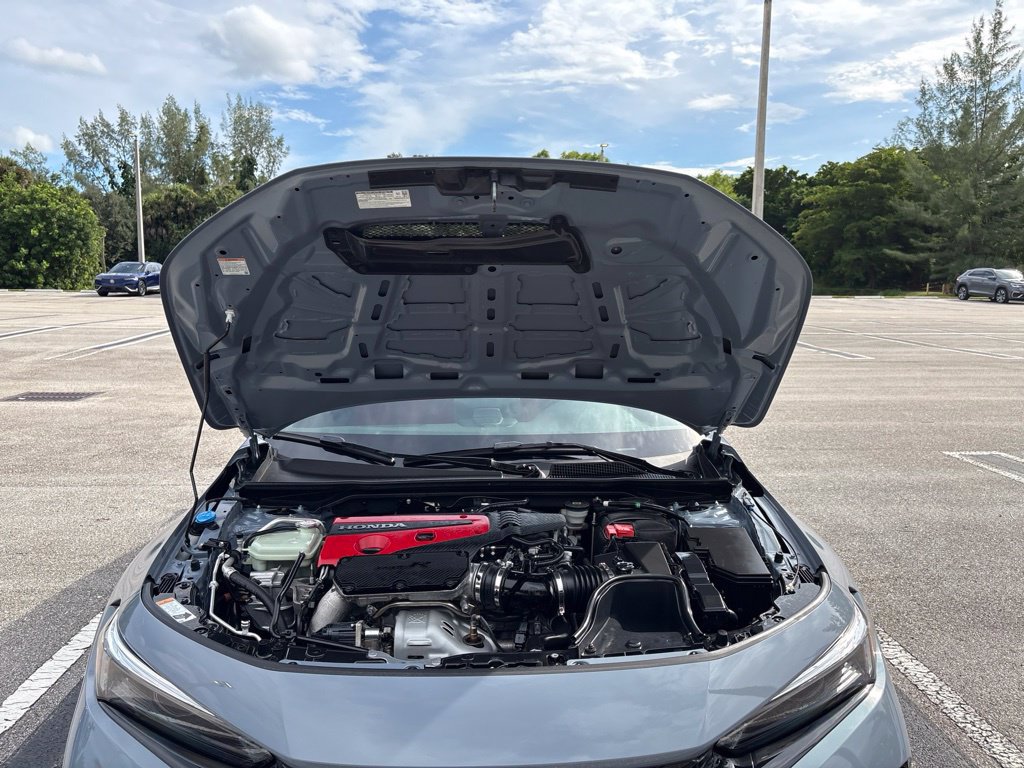 Used 2025 Honda Civic Type R image 11