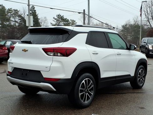 Used 2025 Chevrolet TrailBlazer LT image 5