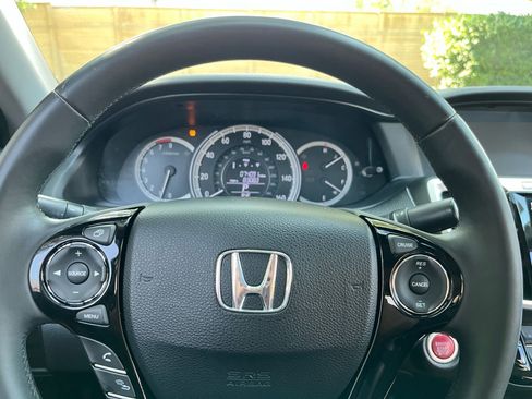 Used 2016 Honda Accord EX-L image 23