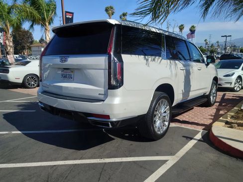 Used 2021 Cadillac Escalade ESV Premium Luxury image 4