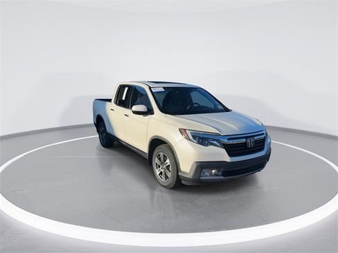 Used 2018 Honda Ridgeline RTL-E image 1