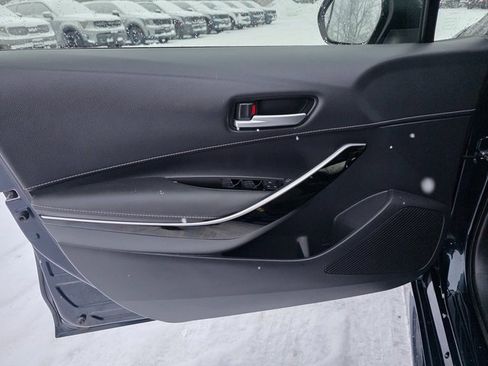 Used 2022 Toyota Corolla XSE image 24