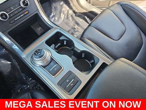 Used 2022 Ford Edge Titanium w/ Equipment Group 301A AWD/4WD image 25