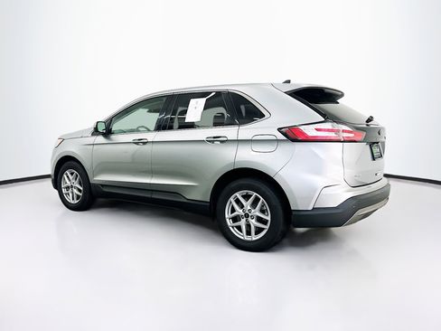 Used 2024 Ford Edge SEL AWD/4WD image 5