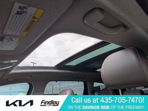 Used 2020 Hyundai Santa Fe Limited AWD/4WD image 17