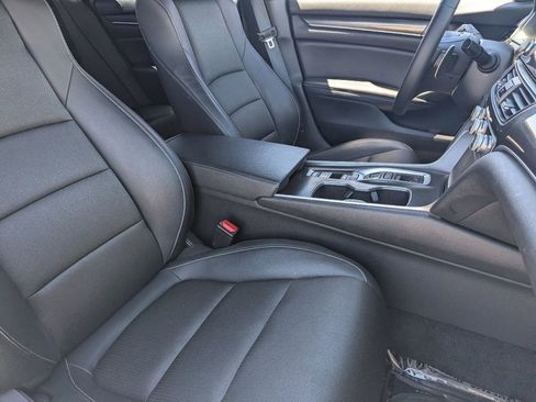 Certified 2022 Honda Accord Sport image 8