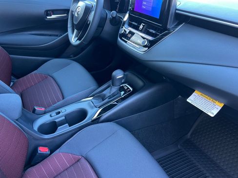 Used 2026 Toyota Corolla SE image 13