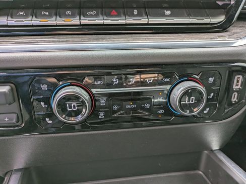 Used 2023 Chevrolet Silverado 1500 LTZ image 14