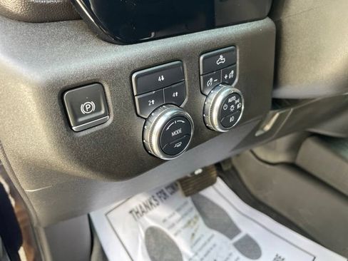 Used 2024 GMC Sierra 2500 SLE w/ SLE Value Package; AWD/4WD image 21