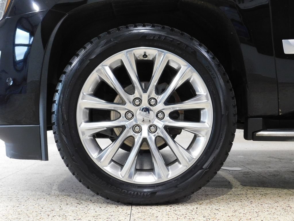 Used 2019 Cadillac Escalade ESV Luxury AWD/4WD image 20