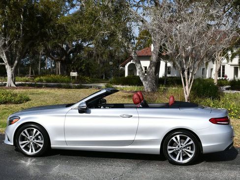 Used 2020 Mercedes-Benz C 300 4MATIC Cabriolet image 39