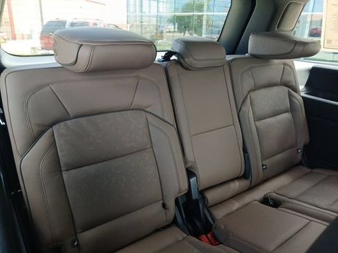 Used 2025 Lincoln Navigator Black Label AWD/4WD image 20