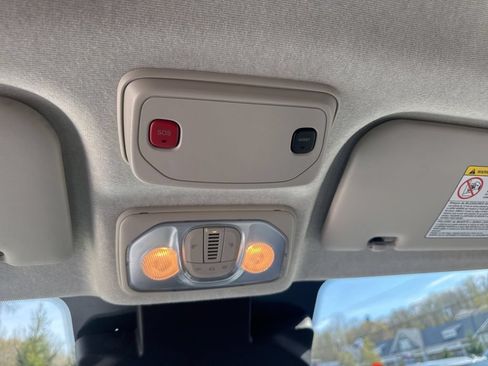 Used 2025 RAM ProMaster 3500 w/ Convenience Group FWD image 26