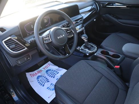 New 2026 Kia Seltos S image 22