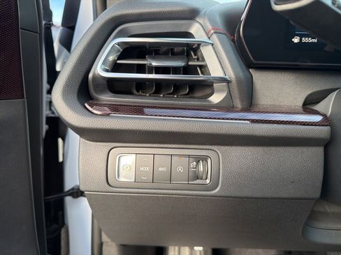 New 2026 Chevrolet Traverse RS image 37