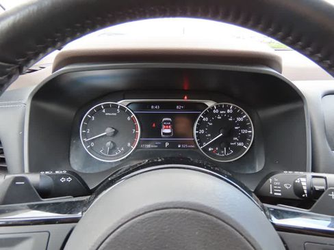 Used 2023 Nissan Rogue SL w/ SL Premium Package image 28