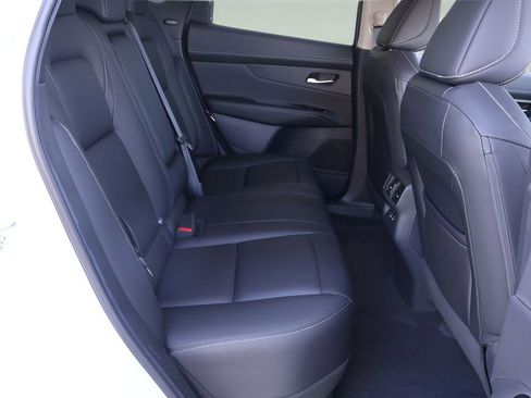 Used 2025 Nissan Murano SL w/ Cargo Package image 17