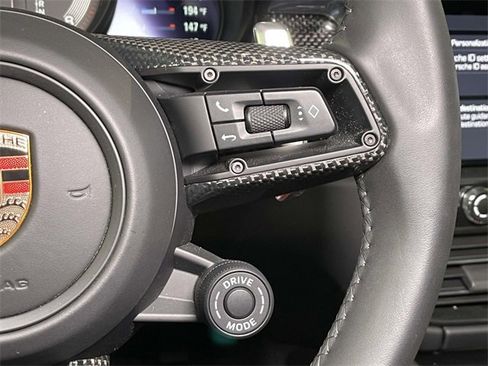 Used 2025 Porsche Macan GTS image 39