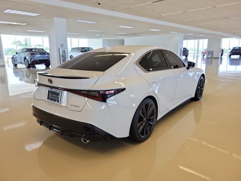 Used 2025 Lexus IS 350 F Sport RWD image 8
