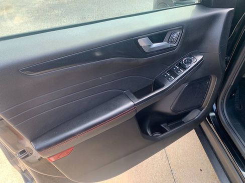 Used 2023 Ford Escape ST-Line w/ Tech Pack #1 AWD/4WD image 21
