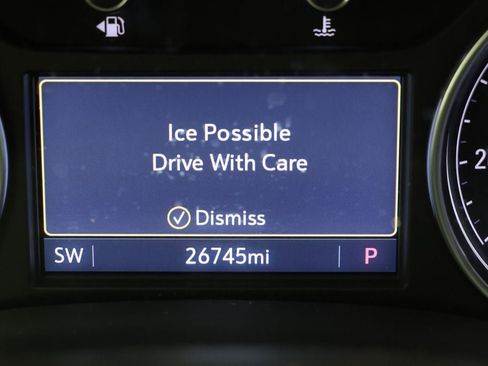 Used 2023 Buick Enclave Essence w/ Experience Buick Package image 19