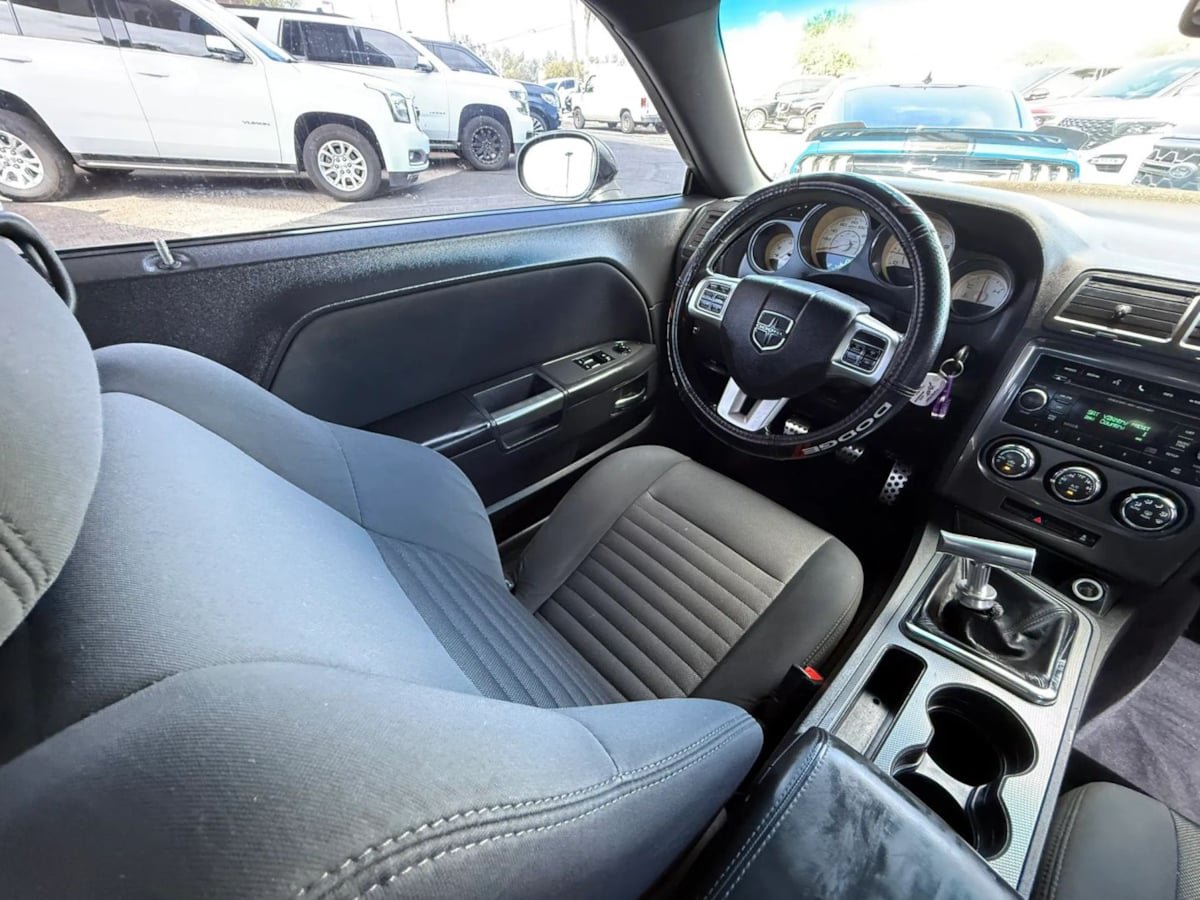Used 2013 Dodge Challenger R/T RWD image 41