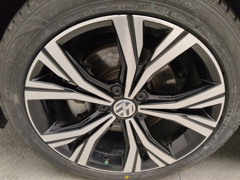 Used 2022 Volkswagen Passat 2.0T SE image 31