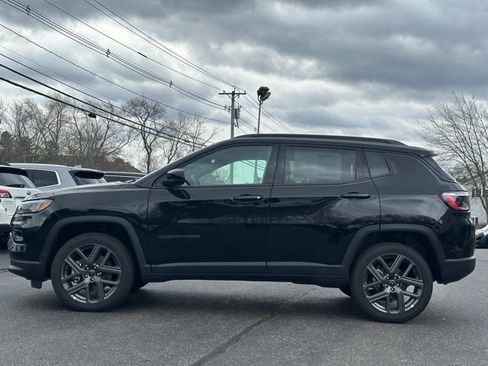 New 2026 Jeep Compass Limited AWD/4WD image 3