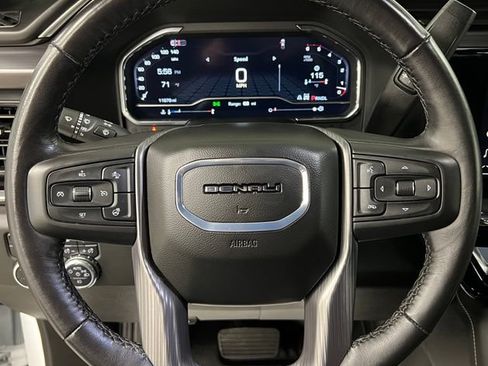 Used 2025 GMC Sierra 2500 Denali Ultimate AWD/4WD image 24