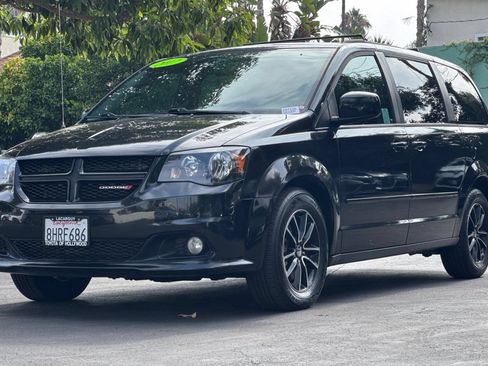 Used 2017 Dodge Grand Caravan GT FWD image 8