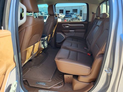 Used 2024 RAM 1500 Limited image 17