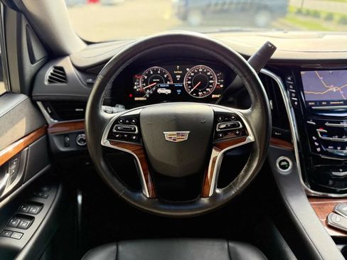 Used 2015 Cadillac Escalade ESV Premium AWD/4WD image 19
