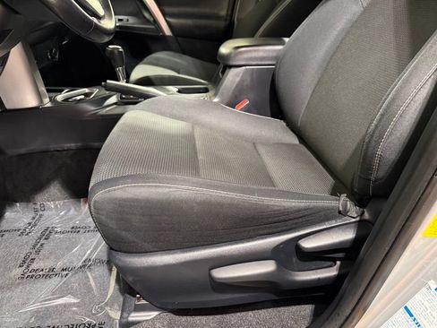 Used 2016 Toyota RAV4 XLE w/ Convenience Package AWD/4WD image 14