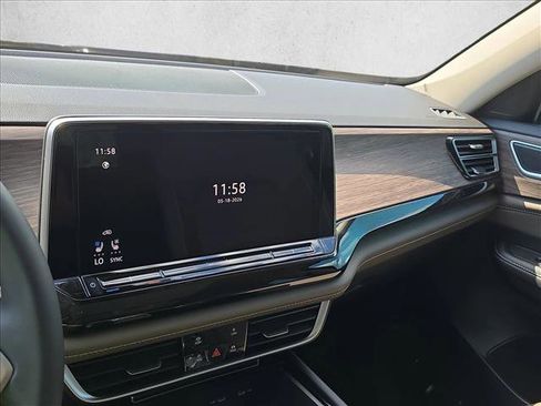 New 2026 Volkswagen Atlas SEL AWD/4WD image 16