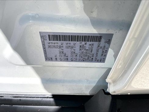 Used 2023 Nissan Rogue S FWD image 19