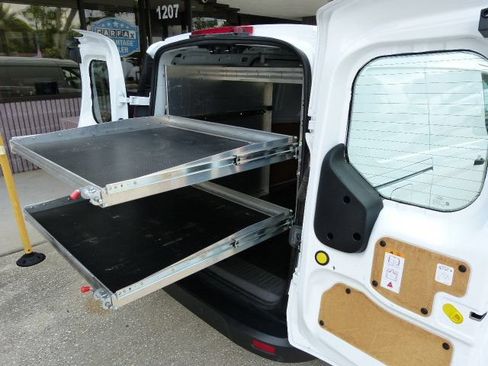 Used 2022 Ford Transit Connect XLT FWD image 19