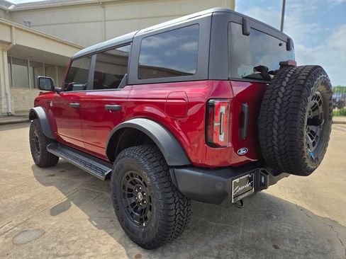 New 2026 Ford Bronco Outer Banks w/ Sasquatch Package image 14