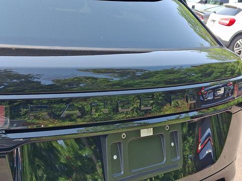 Used 2026 Land Rover Range Rover Velar S AWD/4WD image 25