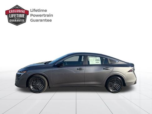 New 2026 Nissan Sentra SV FWD image 2