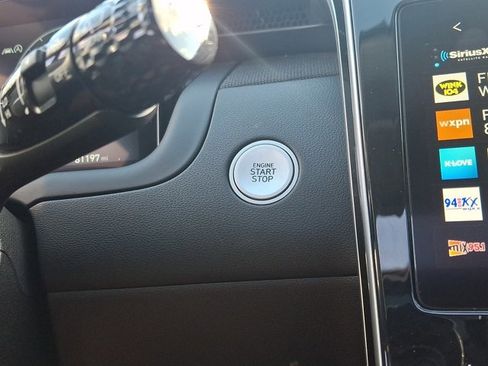 Used 2023 Hyundai Tucson Limited image 25