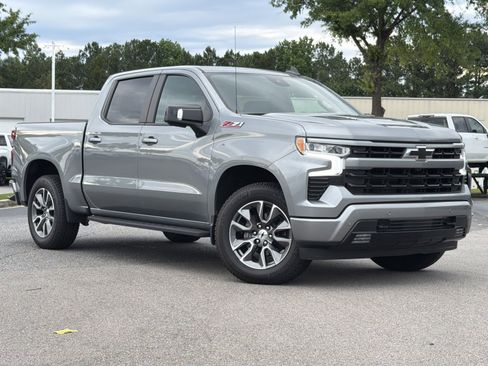 Used 2024 Chevrolet Silverado 1500 RST AWD/4WD image 1