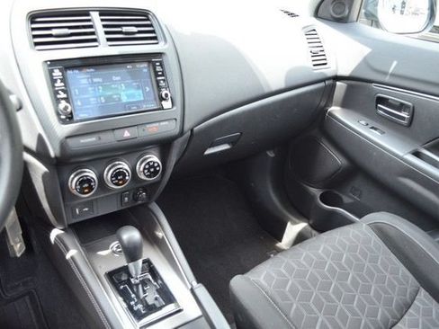 Used 2025 Mitsubishi Outlander Sport ES AWD/4WD image 24
